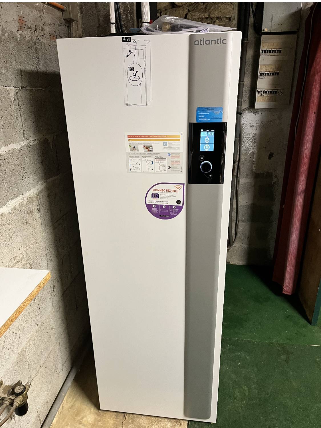 Pose d'une pompe à chaleur ATLANTIC en remplacement d'une chaudière fioul pour une grande maison à Civrac-de-Blaye en Gironde