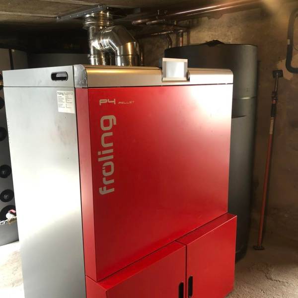 Pose de chaudière à granulés de bois par un plombier RGE à Meschers sur Gironde près de Saintes