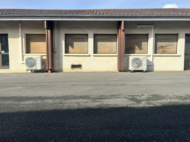 Plombier chauffagiste RGE pour entretien et pose de clim réversible avec pompe à chaleur Montendre et sa région