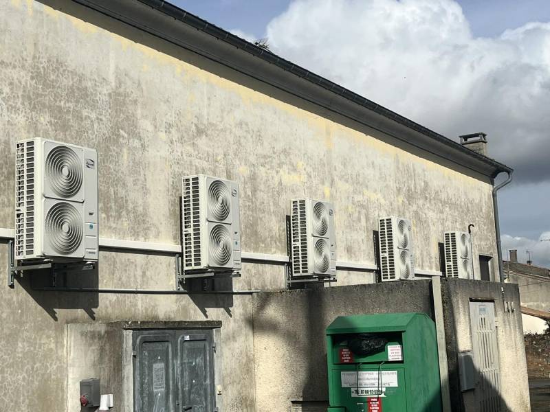 Mise en place d'un chauffage réversible dans une salle de cinéma à Reignac 33