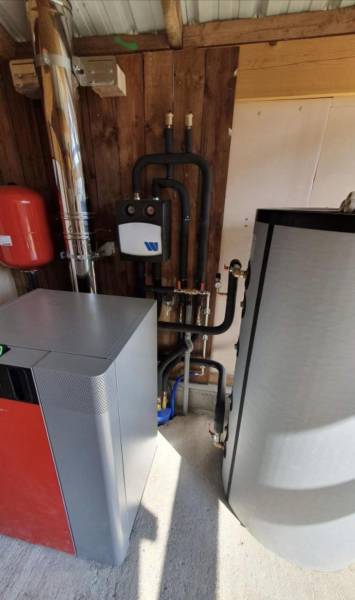 Plombier chauffagiste RGE pour installation et entretien d'une chaudière à granulés vers Jonzac 17