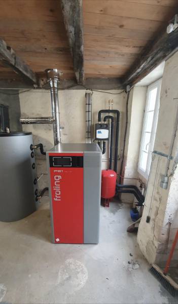 Installateur de chaudière à granulés de bois certifié RGE vers Saint Savin de Blaye 33